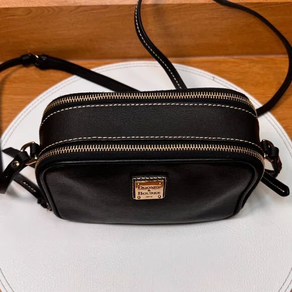 Dooney‎ & Bourke Saffiano Leather Sawyer Crossbody Purse Black - Picture 2 of 11